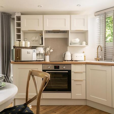 Honeycombe - Treehouse In The Heart Of Dorset Villa Blandford Forum Eksteriør billede