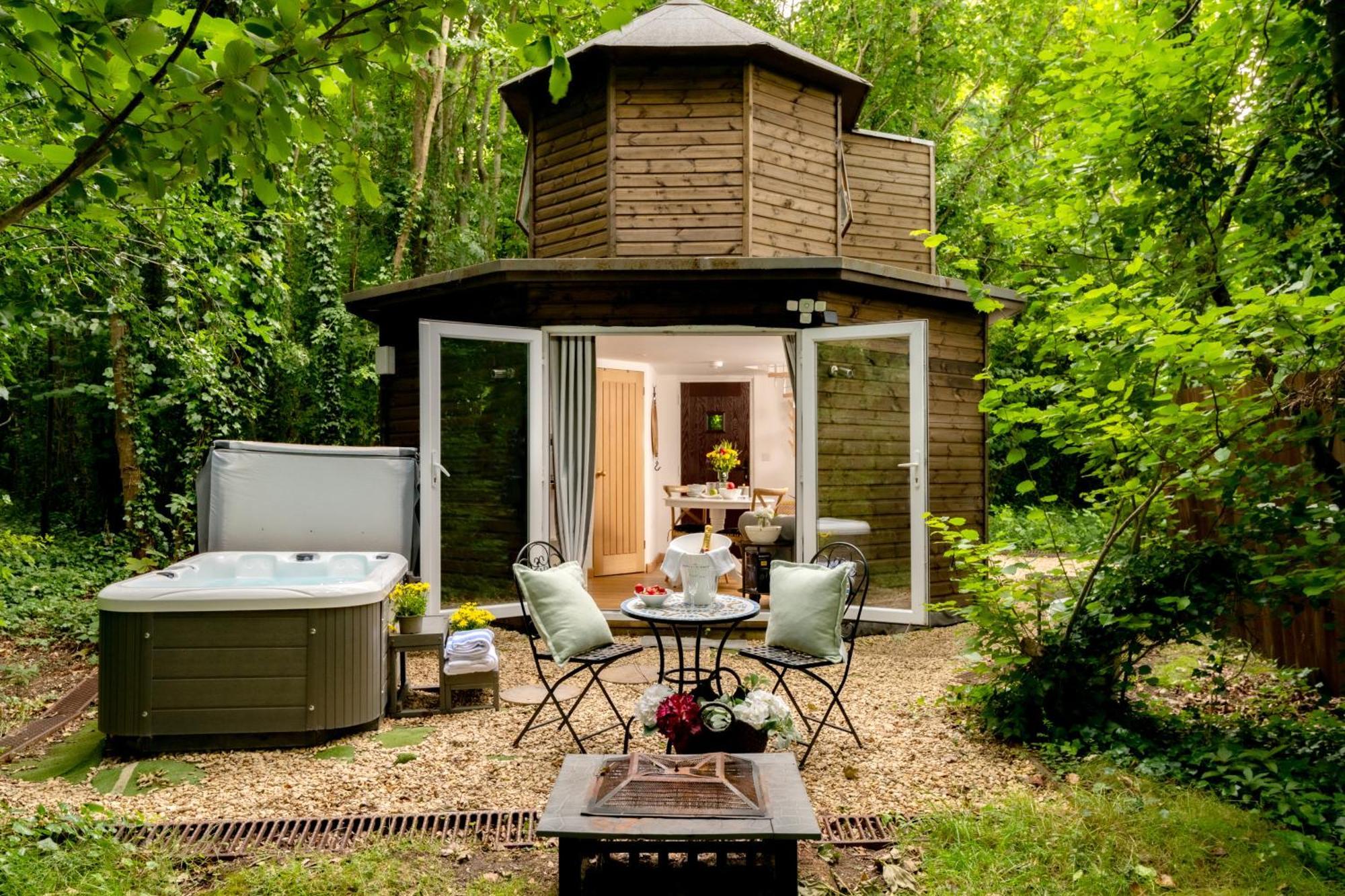 Honeycombe - Treehouse In The Heart Of Dorset Villa Blandford Forum Eksteriør billede